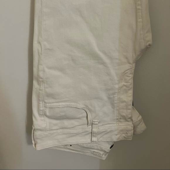 White american eagle outfitters jeans